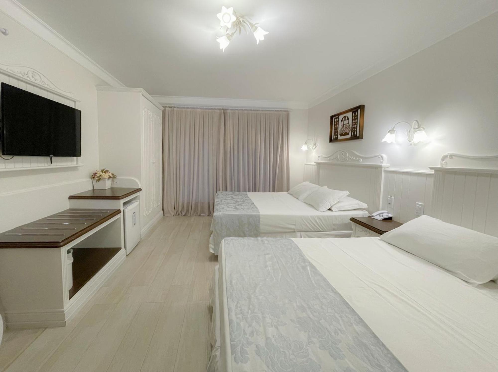 Fazzenda Park Resort Gaspar Cameră foto