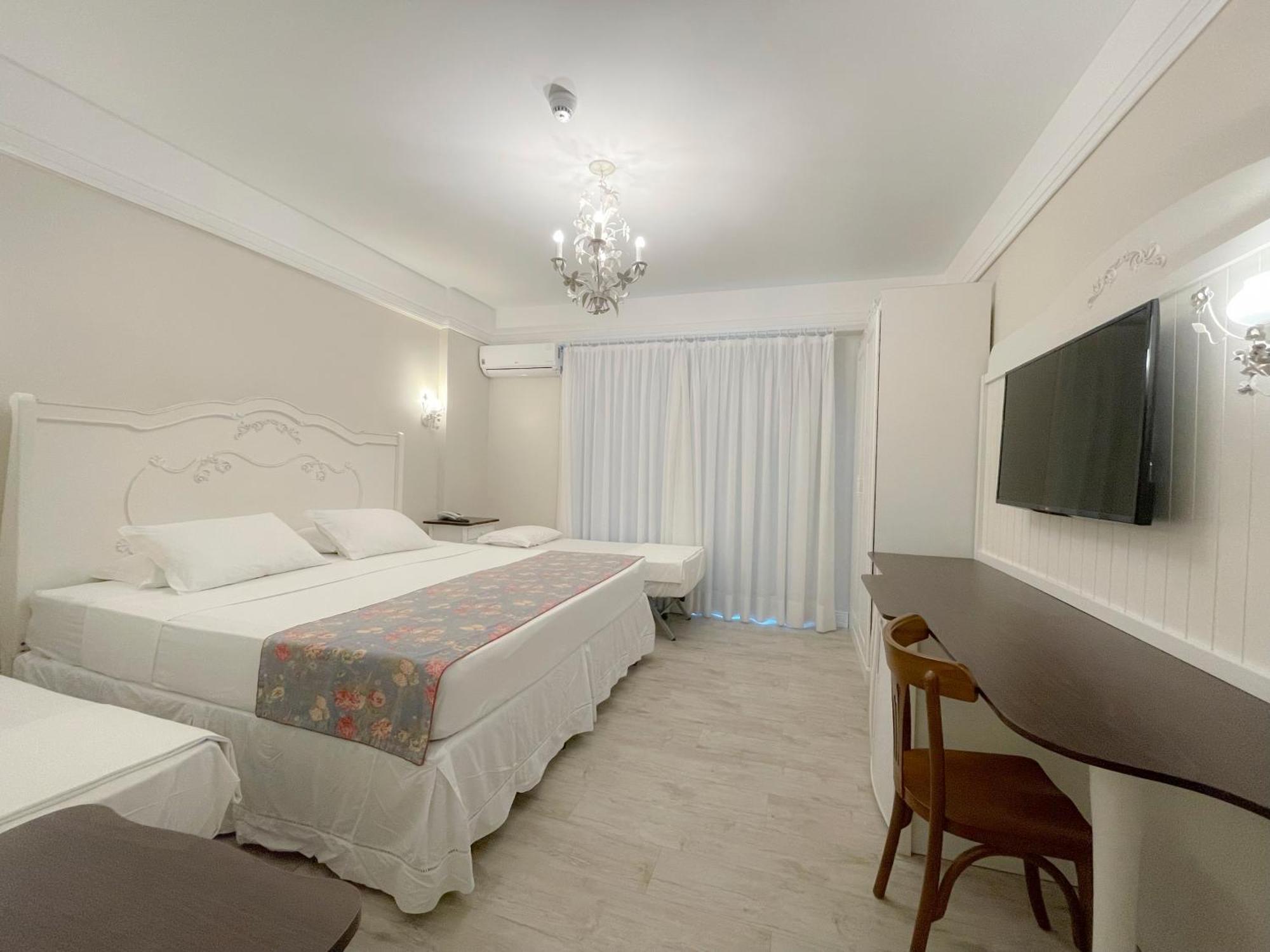 Fazzenda Park Resort Gaspar Cameră foto