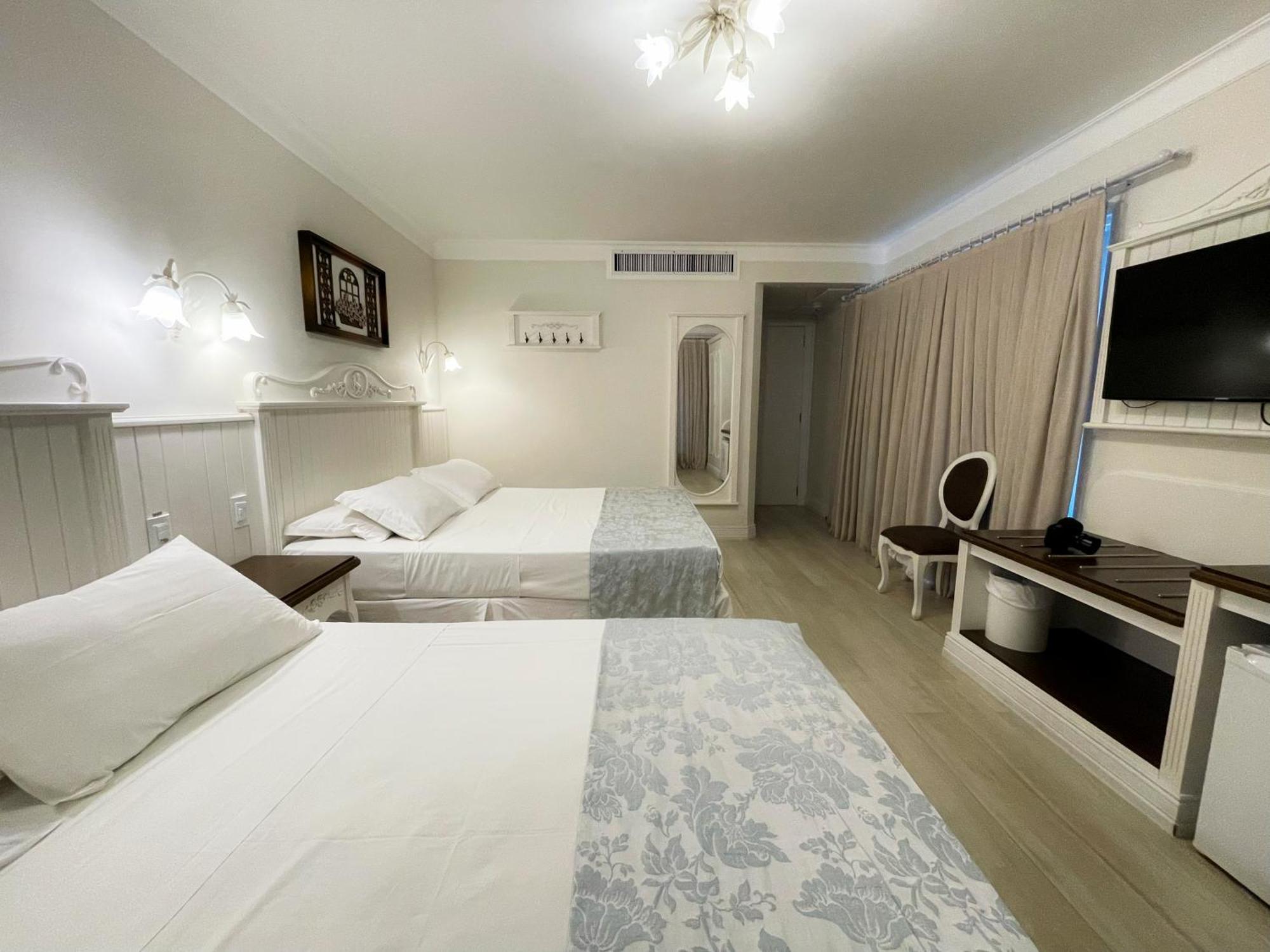 Fazzenda Park Resort Gaspar Cameră foto