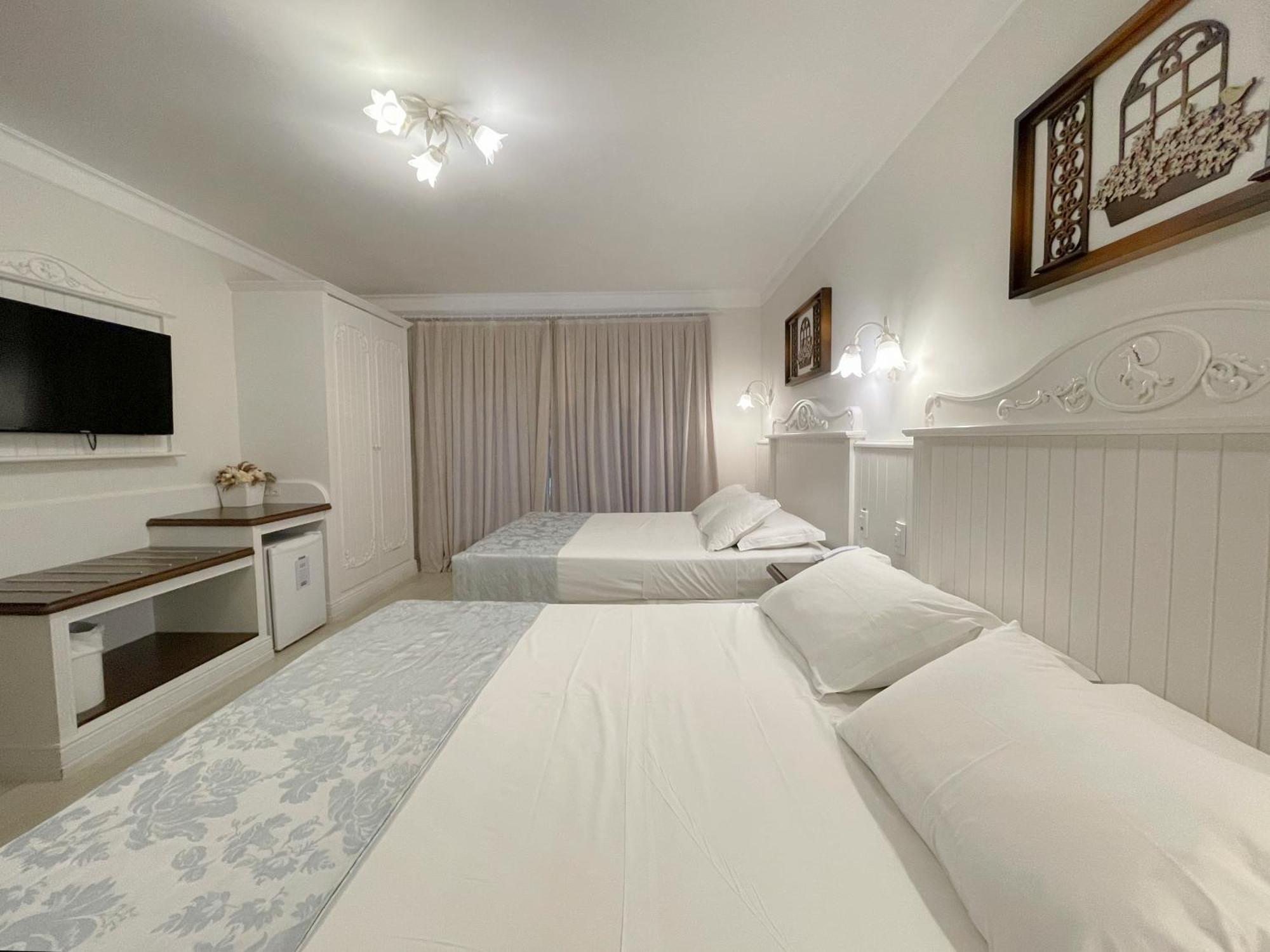 Fazzenda Park Resort Gaspar Cameră foto